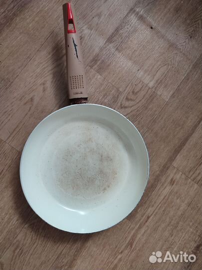 Чугунная сковорода