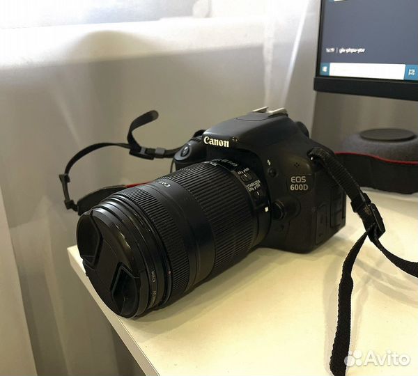 Зеркальный фотоаппарат canon 600d 18-135