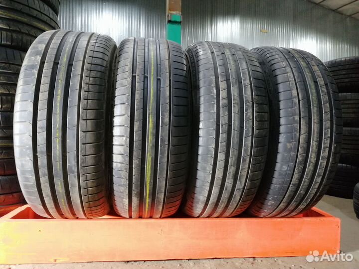 Pirelli P Zero PZ4 225/40 R20