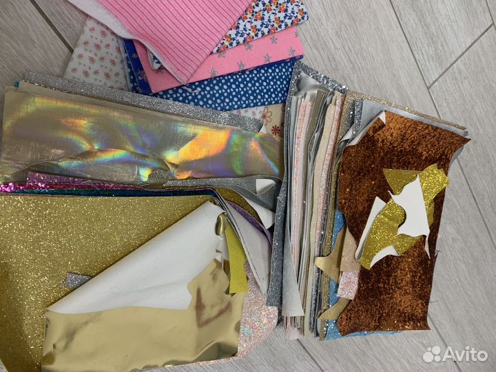 Фетр испанский, кожзам тесьма, помпоны