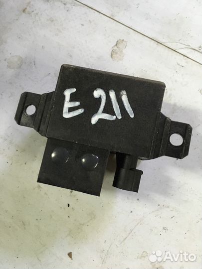 Реле акб Mercedes W211