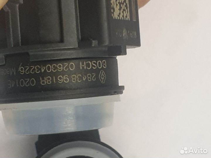 284389618r датчик парковки