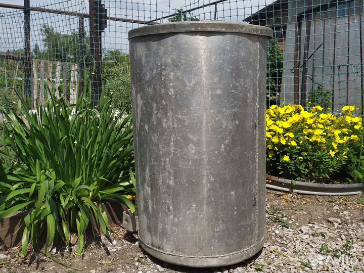 Бак для воды из нержавейкии и алюминия