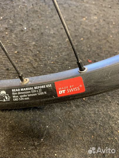 Колесо велосипеда переднее dtswiss + novatec