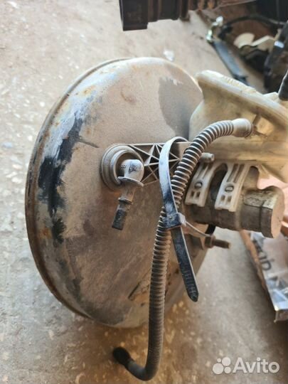 Вакуумный усилитель тормозов Peugeot 308 хэтчбек