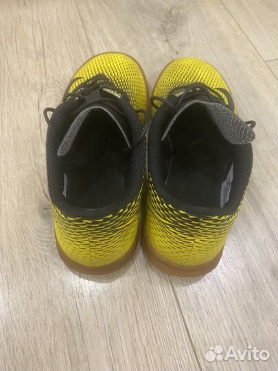 Nike р-р 31 в отличном состоянии