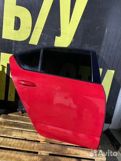 Дверь Шкода Октавия A7 задняя правая