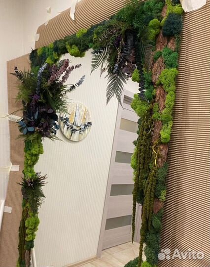 Зеркало со мхом из стабилизированного мха