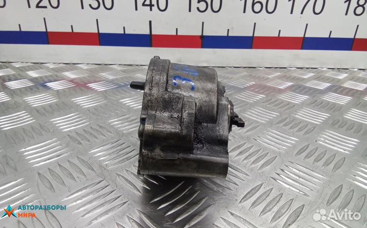 Насос вакуумный Ford Focus 2 2006