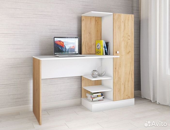 Письменный стол