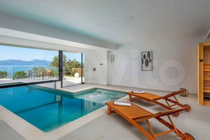 Коттедж 350 м² на участке 7 сот.