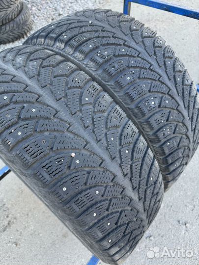 Nokian Tyres Hakkapeliitta 4 215/60 R16