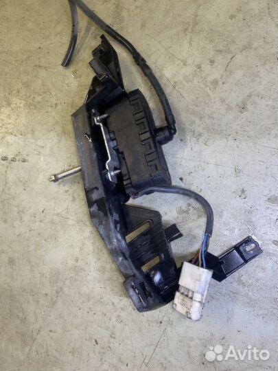 Мотор стеклочестителя (дворников фар) L Land Rover