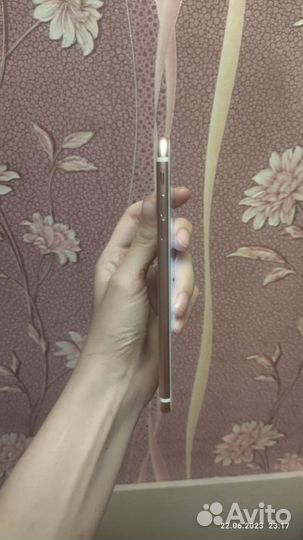 Телефон iPhone 7 plus