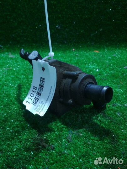 Помпа водяная Audi A1 2008