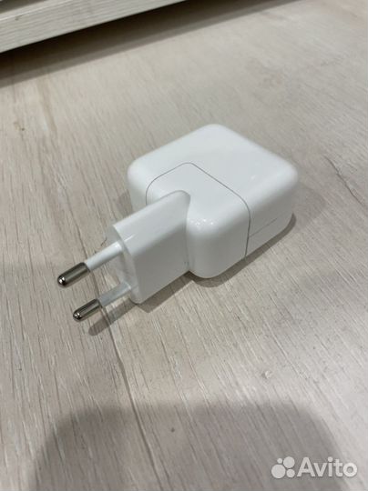 Оригинальный usb-адаптер apple 12W