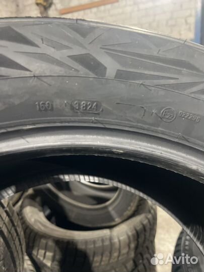 Ikon Tyres Autograph Ice 9 SUV 275/50 R20 113T