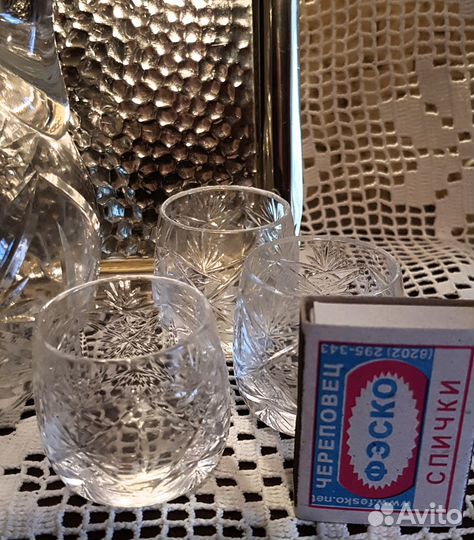 Графин и рюмки,хрусталь