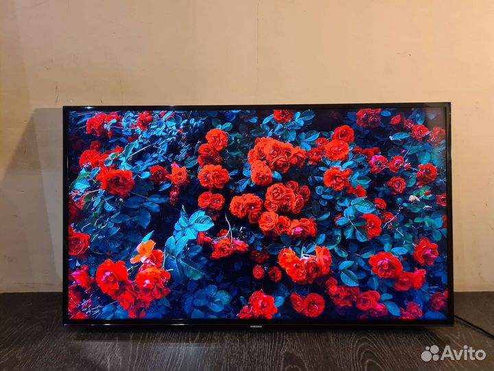 Телевизор Samsung 102 см