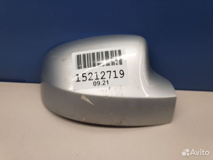Накладка зеркала правого Renault Duster 2010