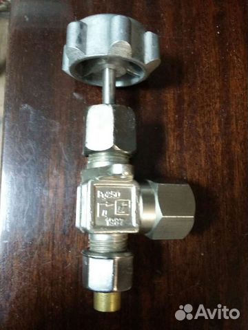 Клапан запорный