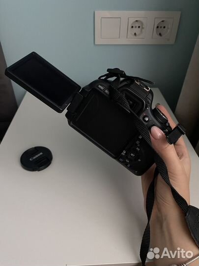 Зеркальный фотоаппарат canon 600d