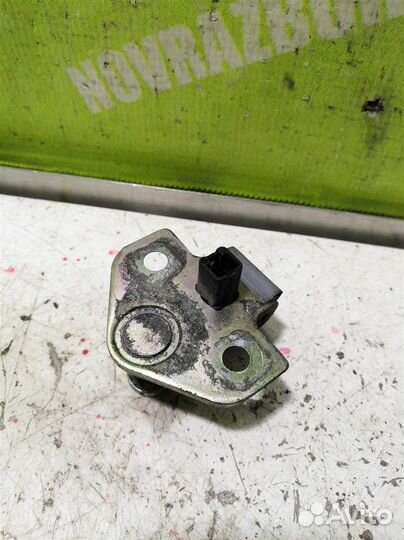 Ответная часть замка двери Форд Мондео 3