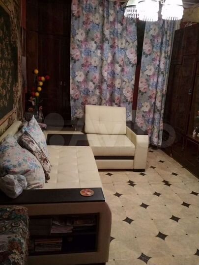 Комната 17 м² в 5-к., 3/5 эт.