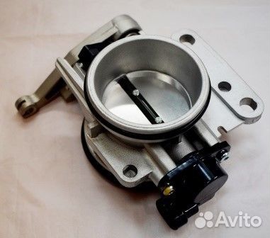 Патрубок дрос. заслонки Renault Logan Duster LADA