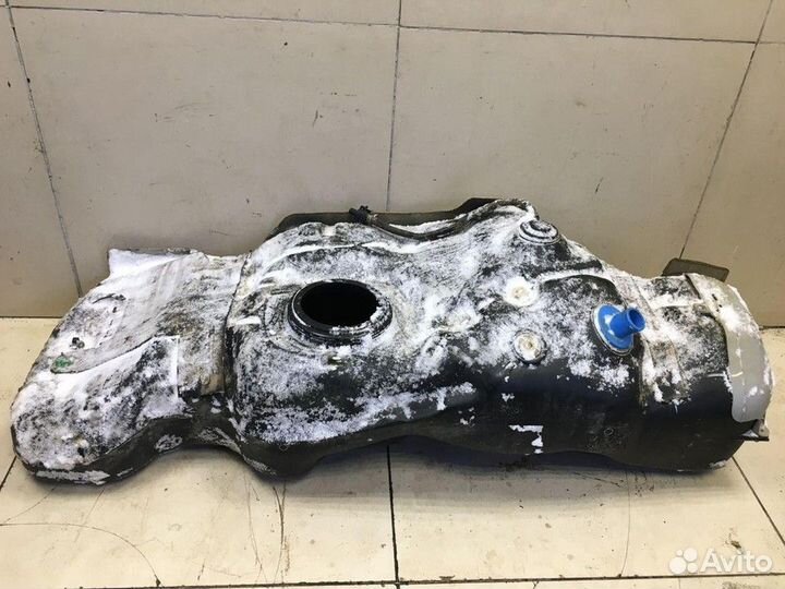 Бак топливный Toyota Hilux