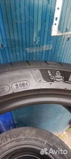 Michelin Pilot Sport 4 S 255/35 R19