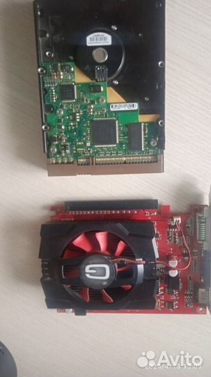 Материнская плата с процессором и памятью