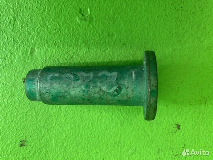 Втулка кронштейна mercedes-benz actros MP 4