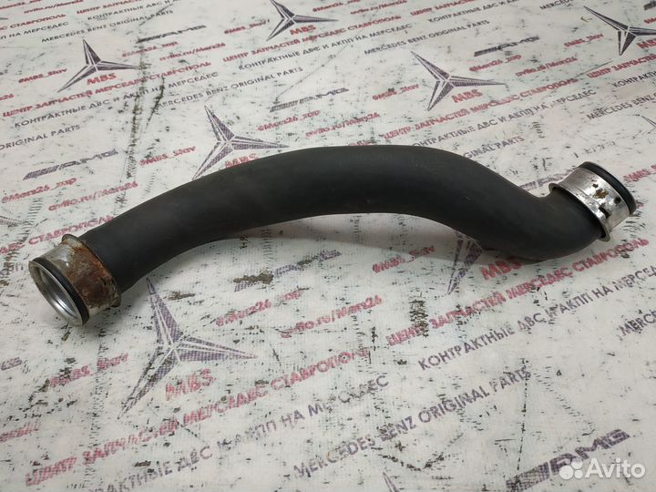Шланг охлаждения om651 w212 w204 Mercedes