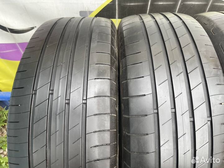 Goodyear EfficientGrip Performance 215/55 R18