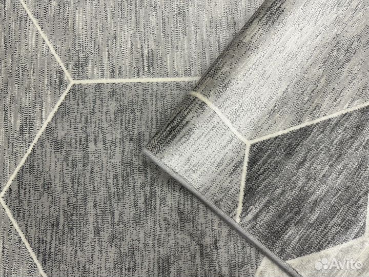 Ковер вискозный 1.6х2.3 Бельгия