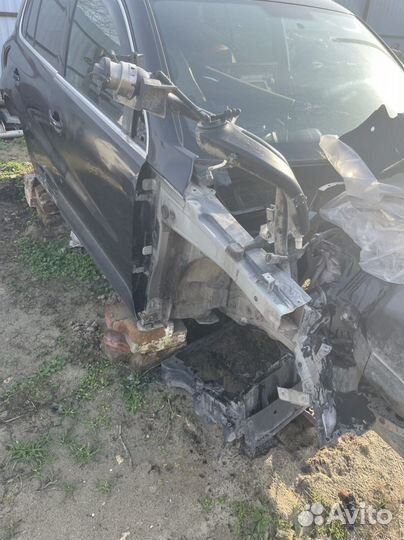 Четверть передняя левая правая tiguan 1