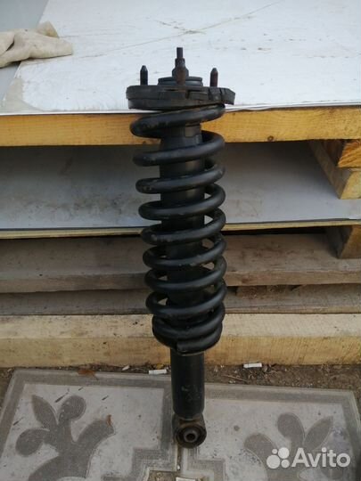 Амортизатор передний на Prado 95