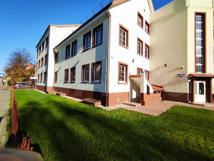 2этаж 250кв.м. с отдельным входом центр Гвардейска