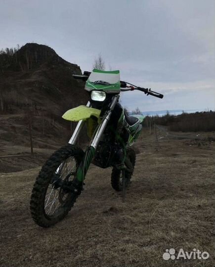 Мотоцикл BSE PH125E