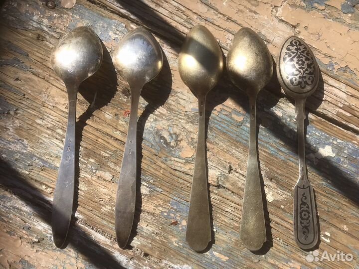 Ложки из серебра, мельхиор, вилки разные