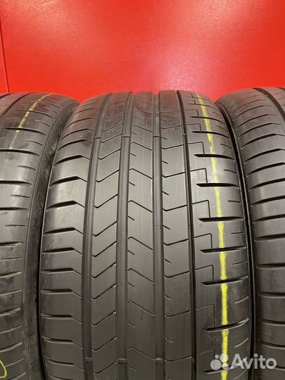 Pirelli P Zero PZ4 275/40 R20