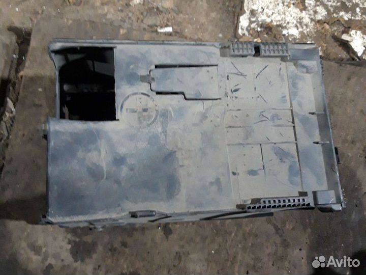 Короб аккумулятора Ситроен С4 (Citroen c4)
