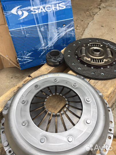 Сцепление на audi А6с4 двс 2л Абк