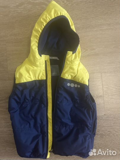 Жилетка для мальчика 110 рост