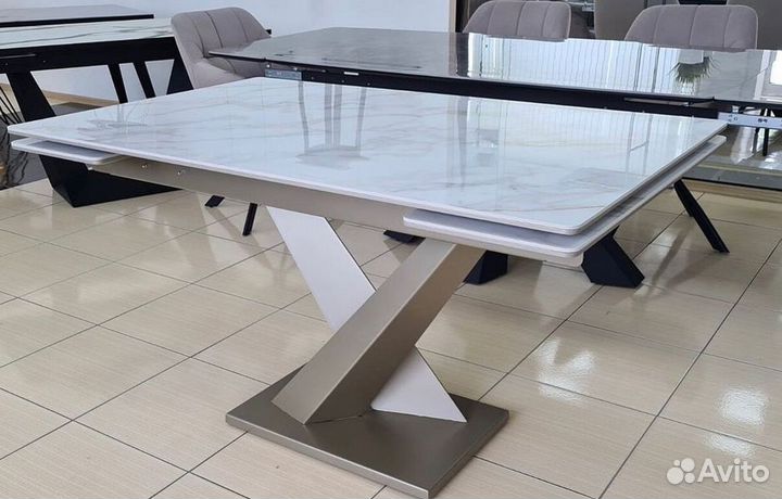 Стол повашимразмерам SVR-42356