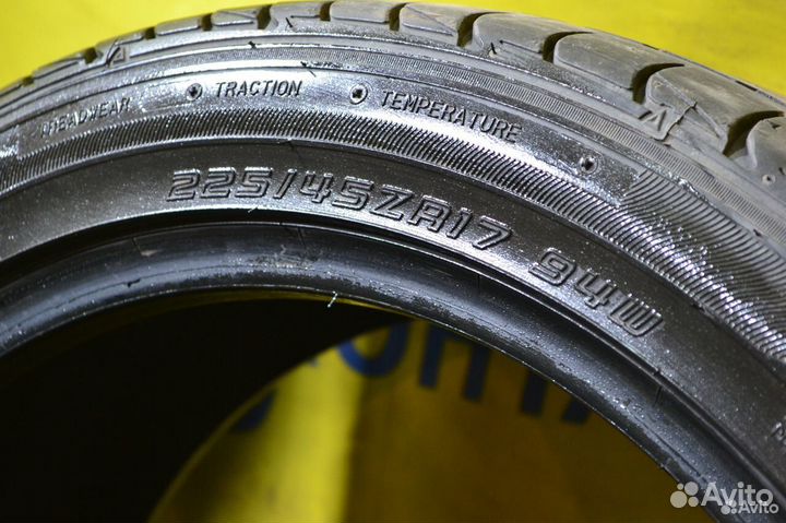 Dunlop SP Sport LM704 225/45 R17