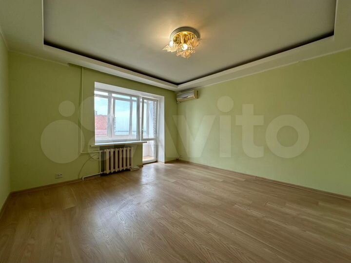 3-к. квартира, 65 м², 8/10 эт.