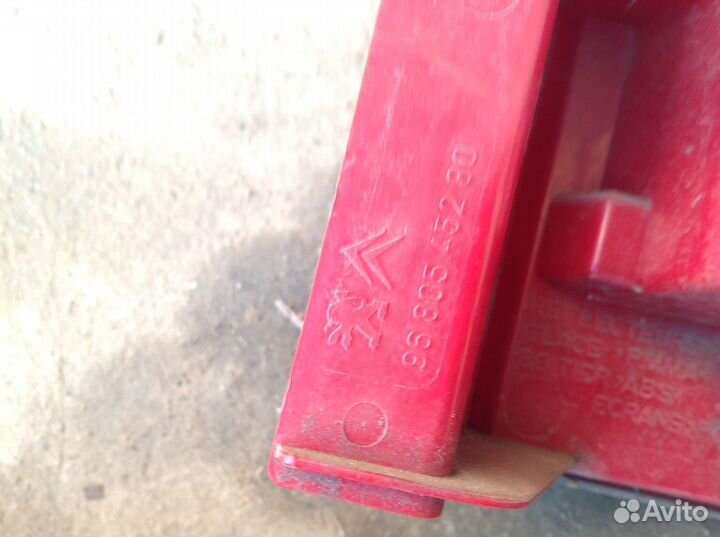 Фонарь задний Пежо Партнёр B9 Tepee