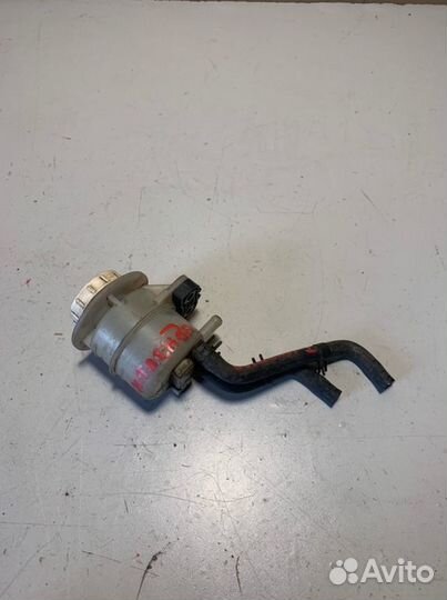 Бачок гидроусилителя Mitsubishi Outlander 1